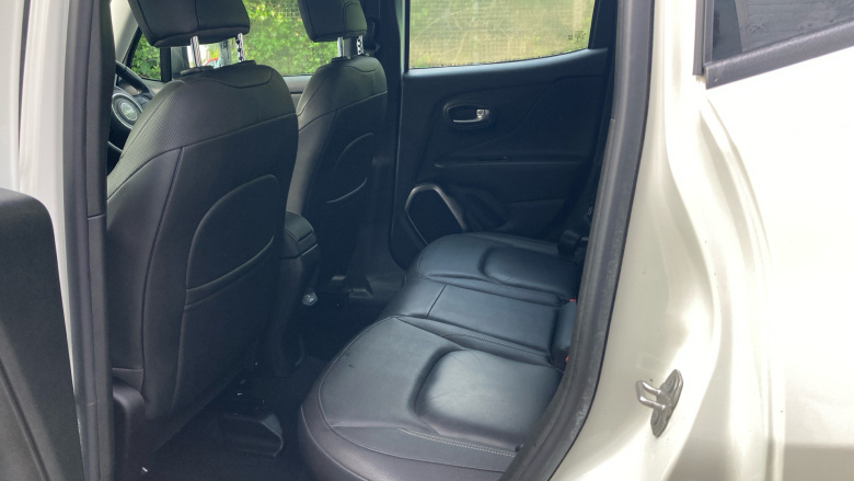 Jeep Renegade 1.6 Multijet Limited 5dr DDCT Diesel Hatchback